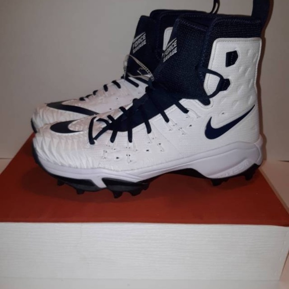 nike zoom force savage